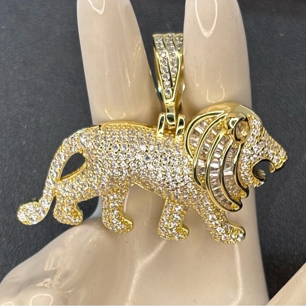 18KT Gold Over Sterling Silver Lion Pendant – Iced Out King Design - Picture 3 of 5